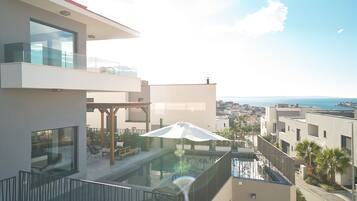 Apartment | Property grounds