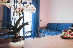 Dining - Italian Beach Resort Apartment (Scanzano Jonico)