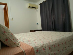 Apartment, 2 Bedrooms, Smoking, Balcony