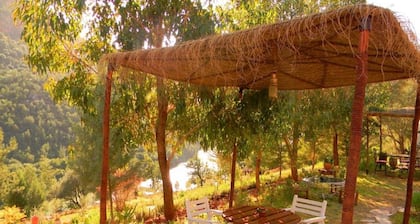 Room in Guest Room - Triple Room in Lovely Guesthouse - Atlas View