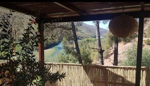 View from property - Room in Bungalow - Dar L'eau Vive - Bungalow Family With Atlas View (Bine el Ouidane)