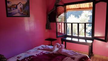 Room, 1 Bedroom, Terrace, Lake View | 1 bedroom