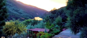 Room in Guest Room - Dar L'eau Vive - Buget Double Room With Stunning View