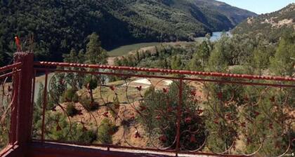 Room in Guest Room - Twin Room in Marvellous Atlas Mountains