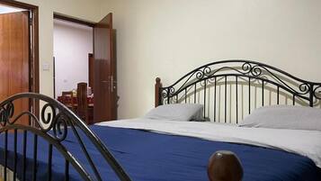 Apartment, 4 Bedrooms, Balcony, City View