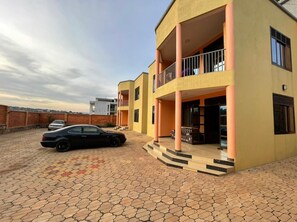 Apartment, 4 Bedrooms, Balcony, City View | Exterior