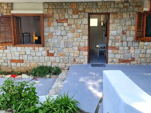 Villa, 1 Bedroom, Smoking, Patio | Teres/patio