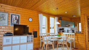 บ้านพัก, 2 ห้องนอน, ระเบียง | ร้านอาหาร