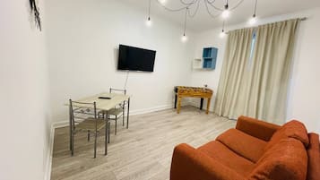 Apartment, 1 Bedroom, Garden View | Room amenity