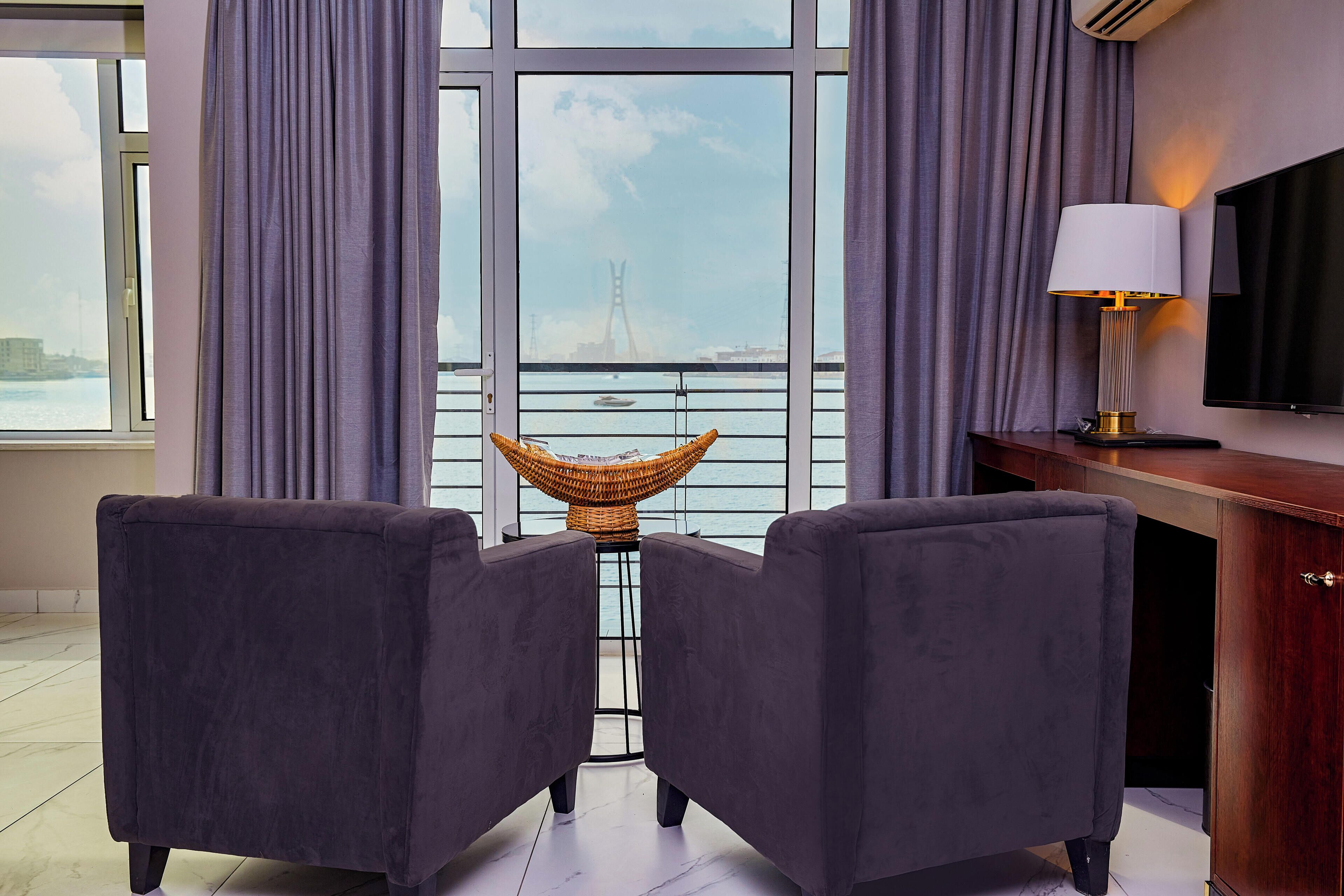 Hytte – executive, sjøutsikt | Safe på rommet, skrivebord og skrivebord for bærbar PC