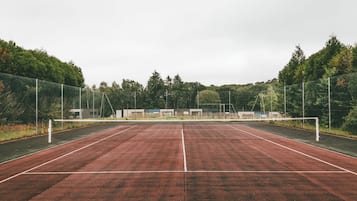 Lapangan tenis