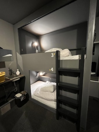 Sistema de insonorización, wifi gratis y ropa de cama