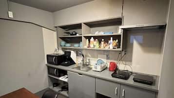 Microwave, electric kettle