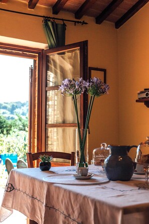 Dining - GIRASOLE - IL VECCHIO MULINO TOSCANA (RADICONDOLI)