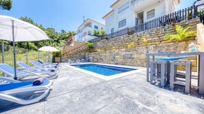 Utomhuspool