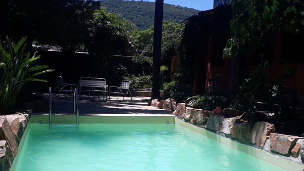 Pool - Virgen Del Cerro Apartments (Salta)