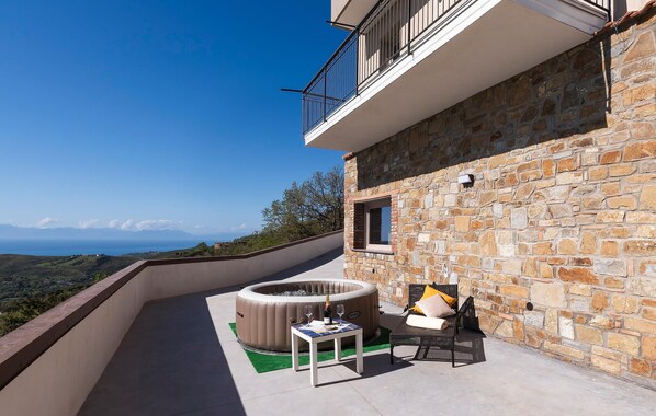 Terassi/patio
