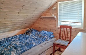 4 bedrooms, travel cot, free WiFi