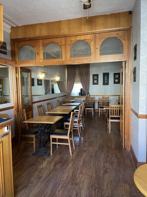 Restaurant - OYO Abbey Lodge Hotel (Blackpool)