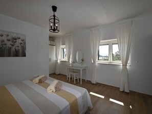 House | 3 bedrooms, iron/ironing board, free WiFi - House Palma (Promina)