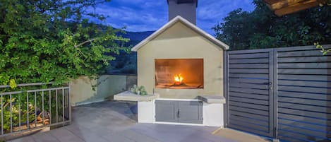 Bain à remous extérieur