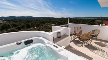 Apartment (A1) | Balcony