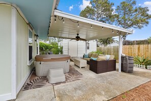 Terrace/patio - Southern Tranquility by Book That Condo (Panama City Beach)