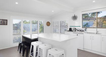 Diggers Drive No 11 Tanilba Bay - the perfect place for a quiet family escape