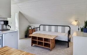 Free WiFi, bed sheets - 1 bedroom cozy apartment in Gullspång (Gullspång)
