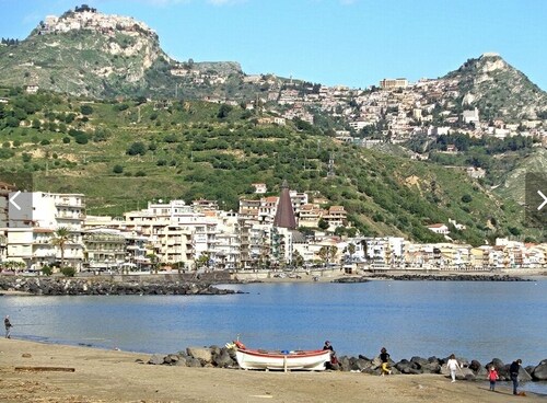 Vacation House I Gabbiani Giardini Naxos 5 minutes from the sea