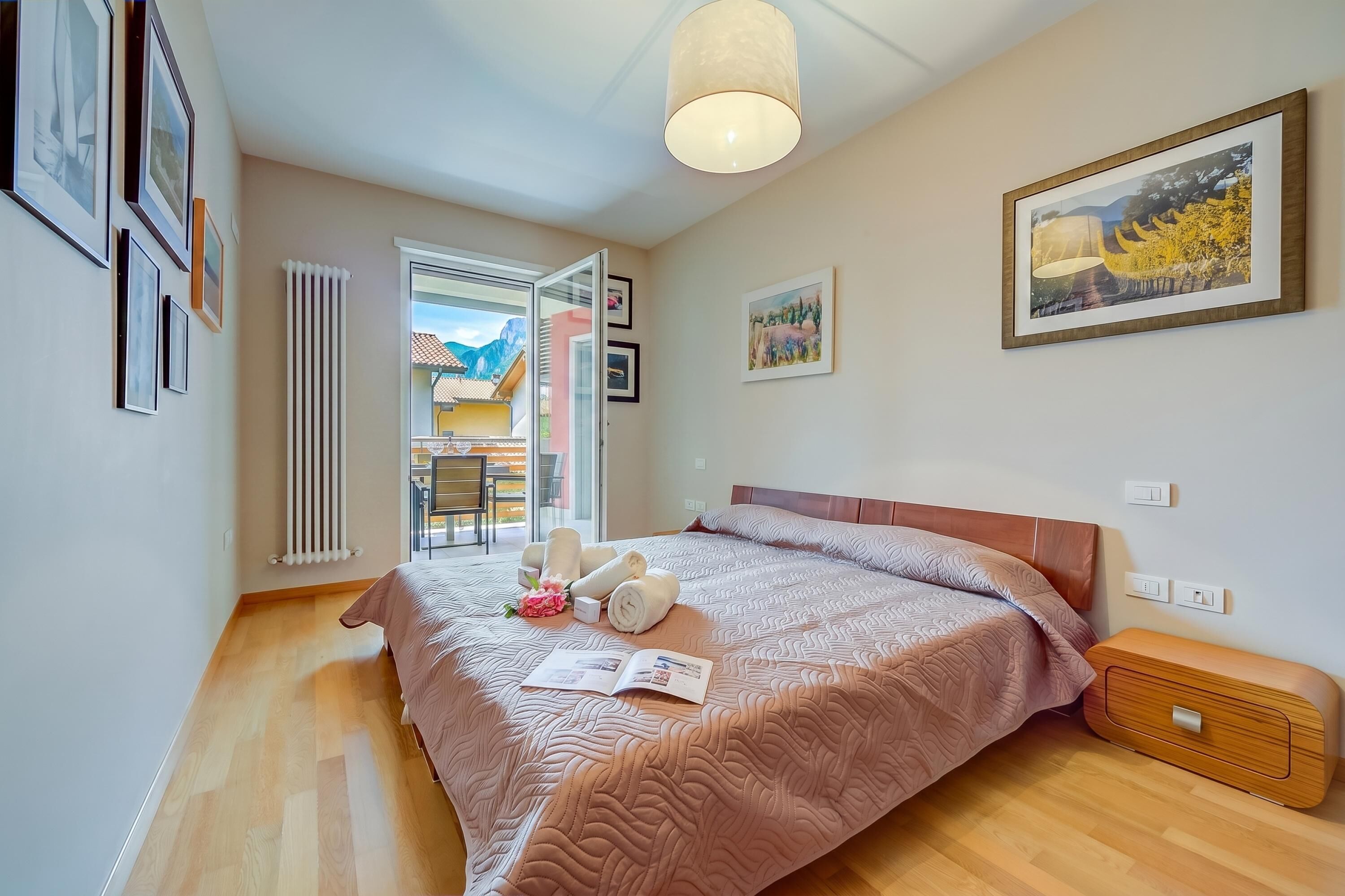 Family Apartment, Multiple Bedrooms (Casa Margherita Few Minutes From Lake) | 1 bedroom, free WiFi, bed sheets