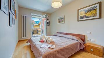 1 bedroom, free WiFi, bed sheets