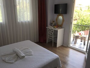 Premium bedding, minibar, in-room safe, individually decorated - Mg Butik Hotel (Fethiye)
