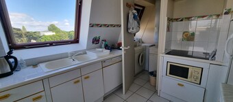 vacker havsutsikt duplex i Cabellou - balkong