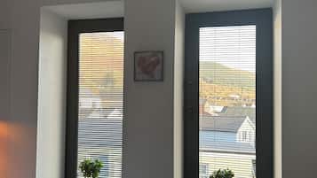 Habitación estándar doble, 1 cama doble | Vistas a la montaña