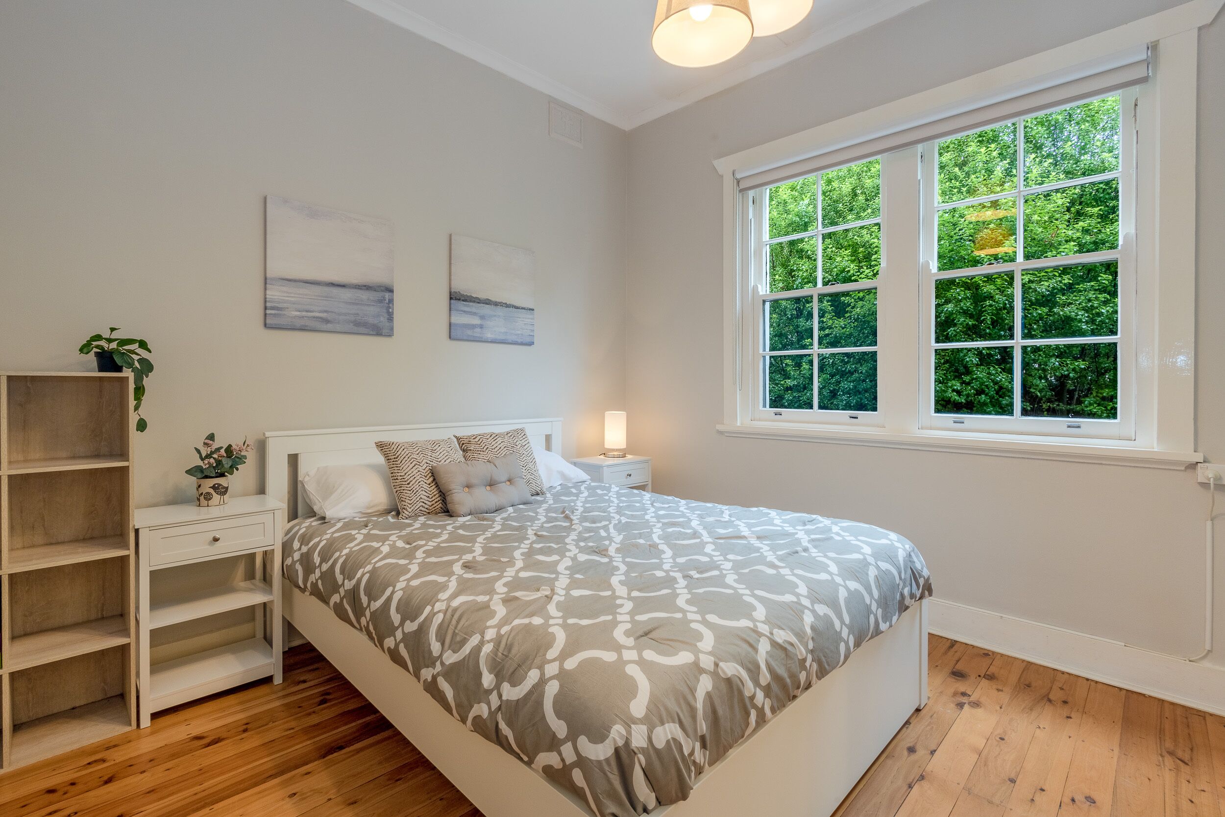 3 chambres, bureau, Wi-Fi gratuit, draps fournis