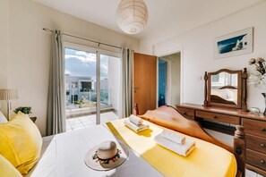 3 quartos, ferros/tábuas de passar roupa, Wi-Fi, roupa de cama