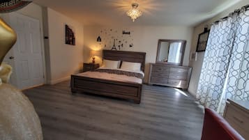 4 Schlafzimmer, Bügeleisen/Bügelbrett, WLAN, Bettwäsche