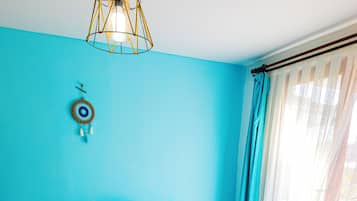 Classic Triple Room | Free minibar, free WiFi