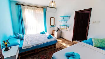 Classic Triple Room | Free minibar, free WiFi