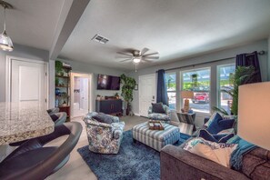 Rumah, 3 kamar tidur | Area keluarga | Smart TV