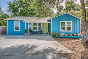 House, 3 Bedrooms | Exterior