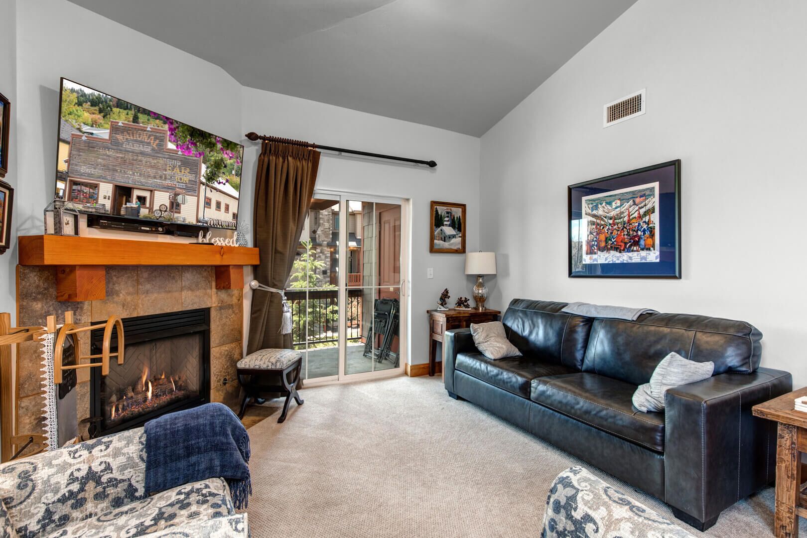 Bear Hollow 4403 TOP FLOOR-Pool-Hot Tub-Free Shuttle-Clubhouse