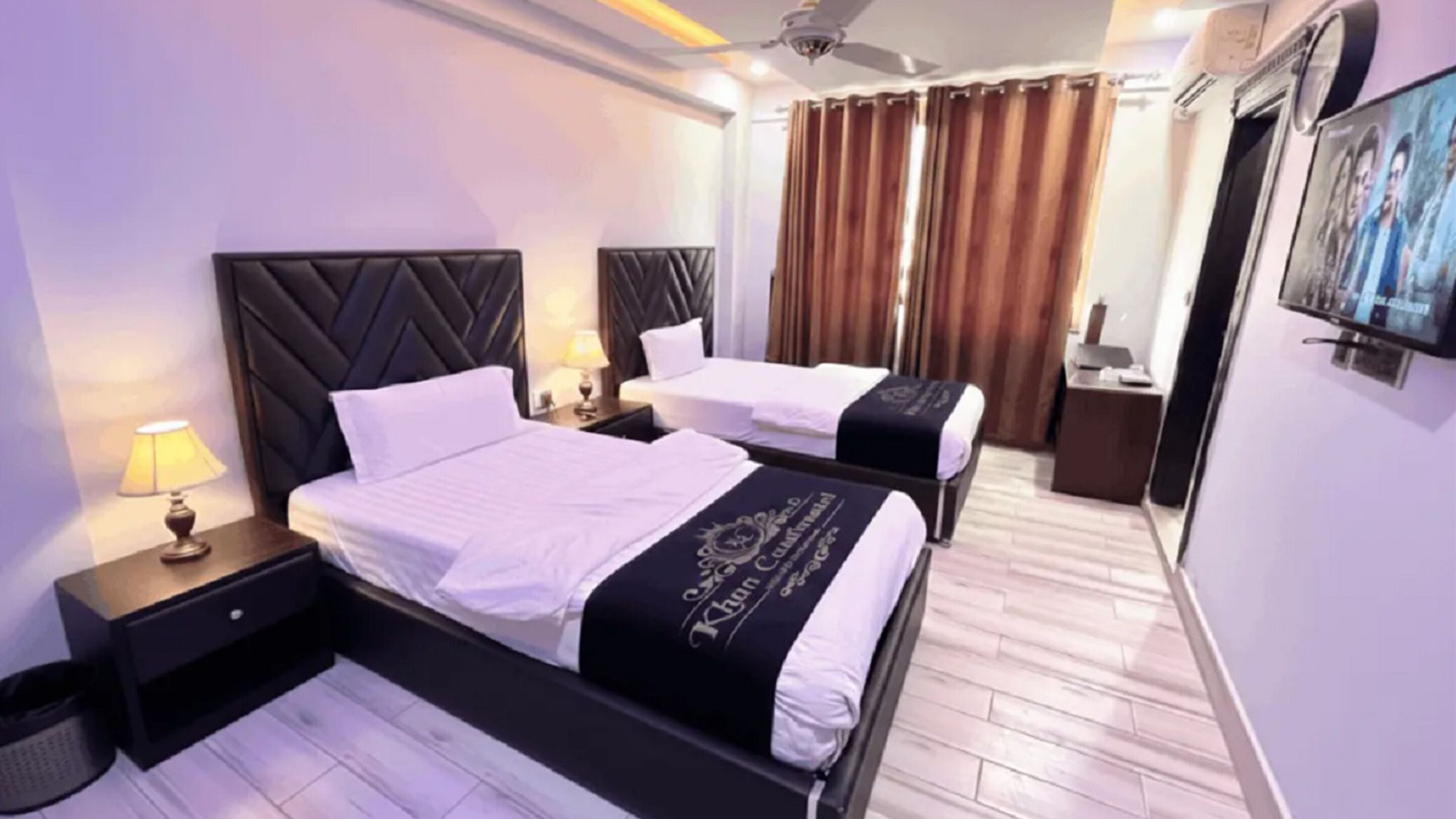 Kamar Twin Deluks | Tirai kedap cahaya, kedap suara, setrika/meja setrika, dan Wi-Fi gratis