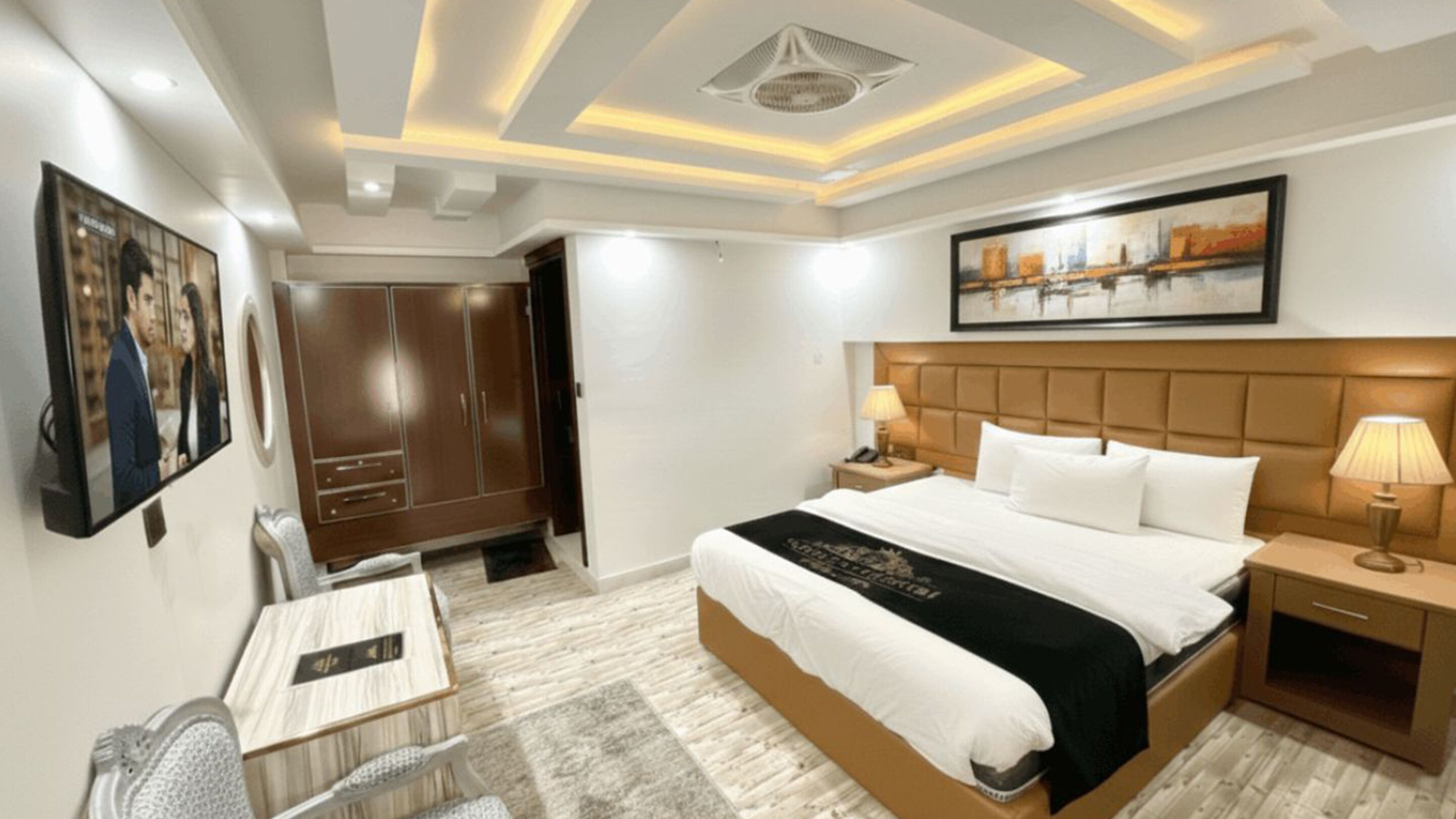 Rom – deluxe | Utvendig detalj