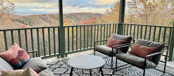 The Easy Plateau -  Sauna, Fire Pit & Endless Views