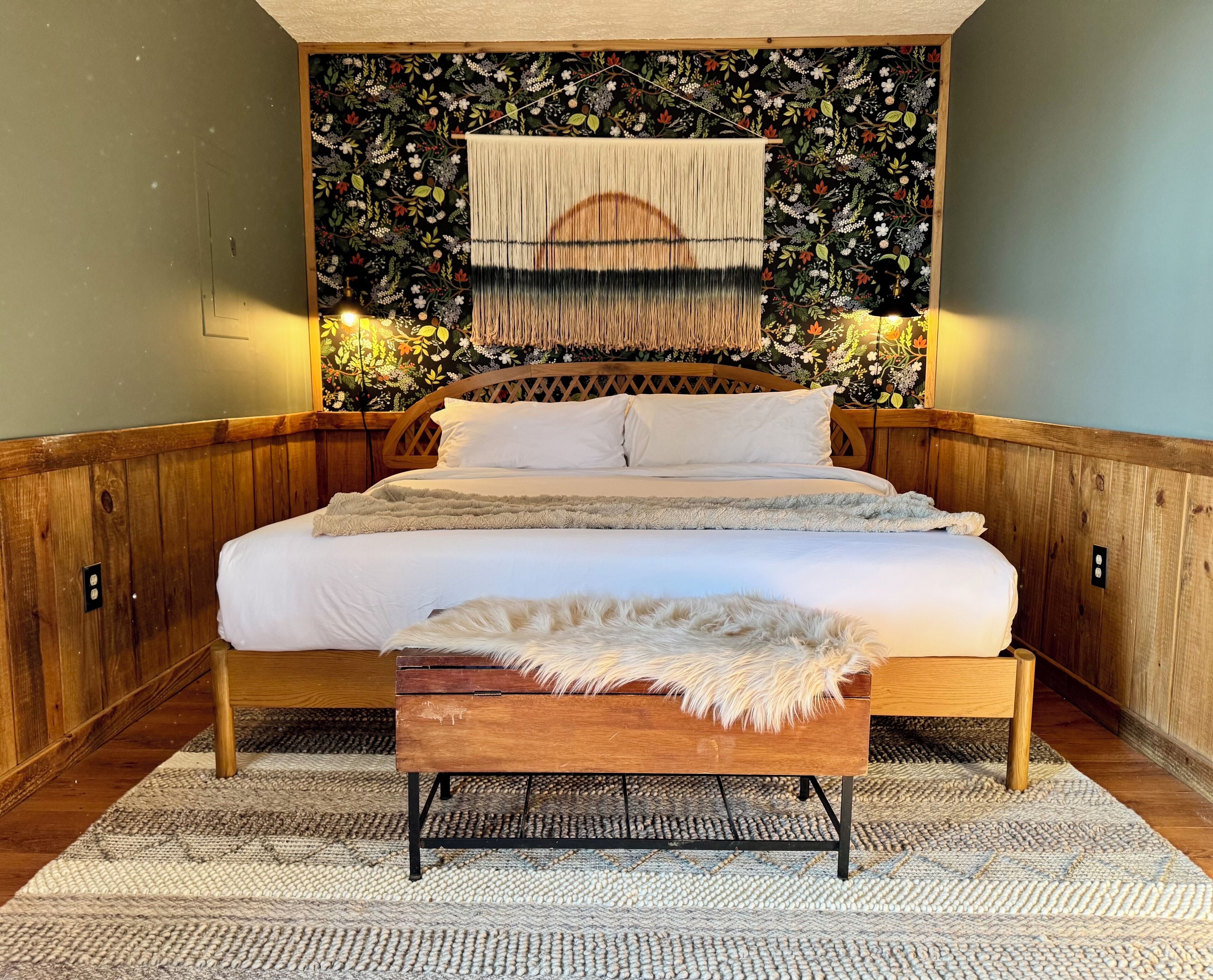 2 bedrooms, desk, free WiFi, bed sheets