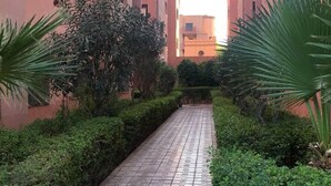 Apartment | Property grounds - Beautiful Luxury 2 Bedrooms Apartment in Marrakech (Marrakech)