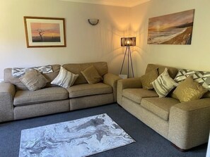 Family Apartment, Ensuite | Lounge - City Park Apartments (Inverness)