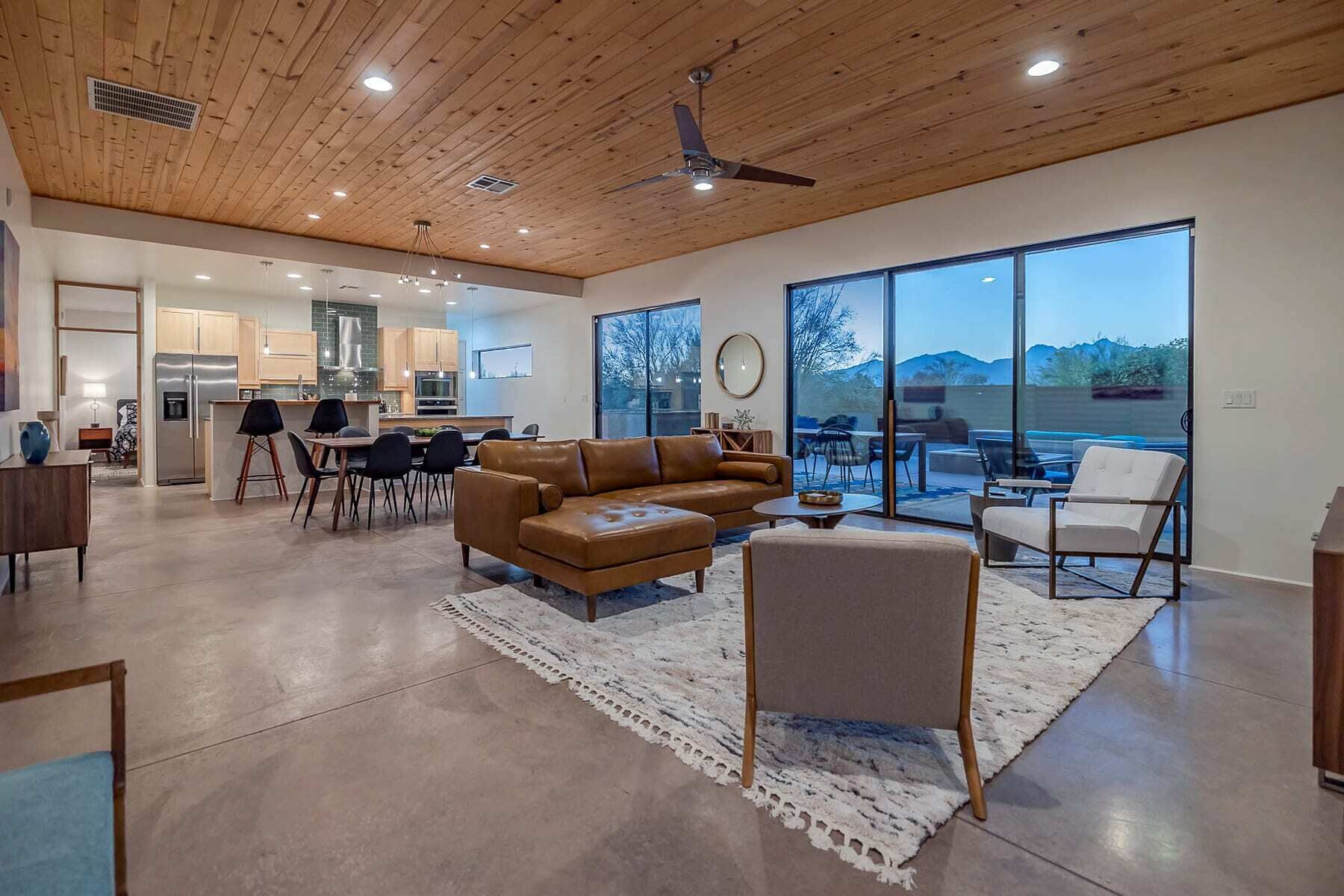 Palo Verde Velo -Modern Living in Old World Tucson